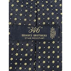 Brooks Brothers 346 Silk Tie Navy Yellow Geometric Stain Resistant 59" x 4" Wide
